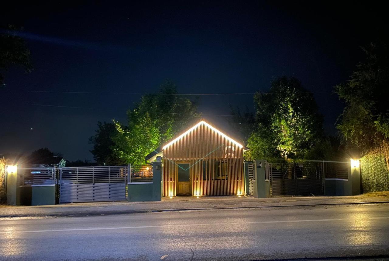 Villa Number 6 Скоп'є Екстер'єр фото