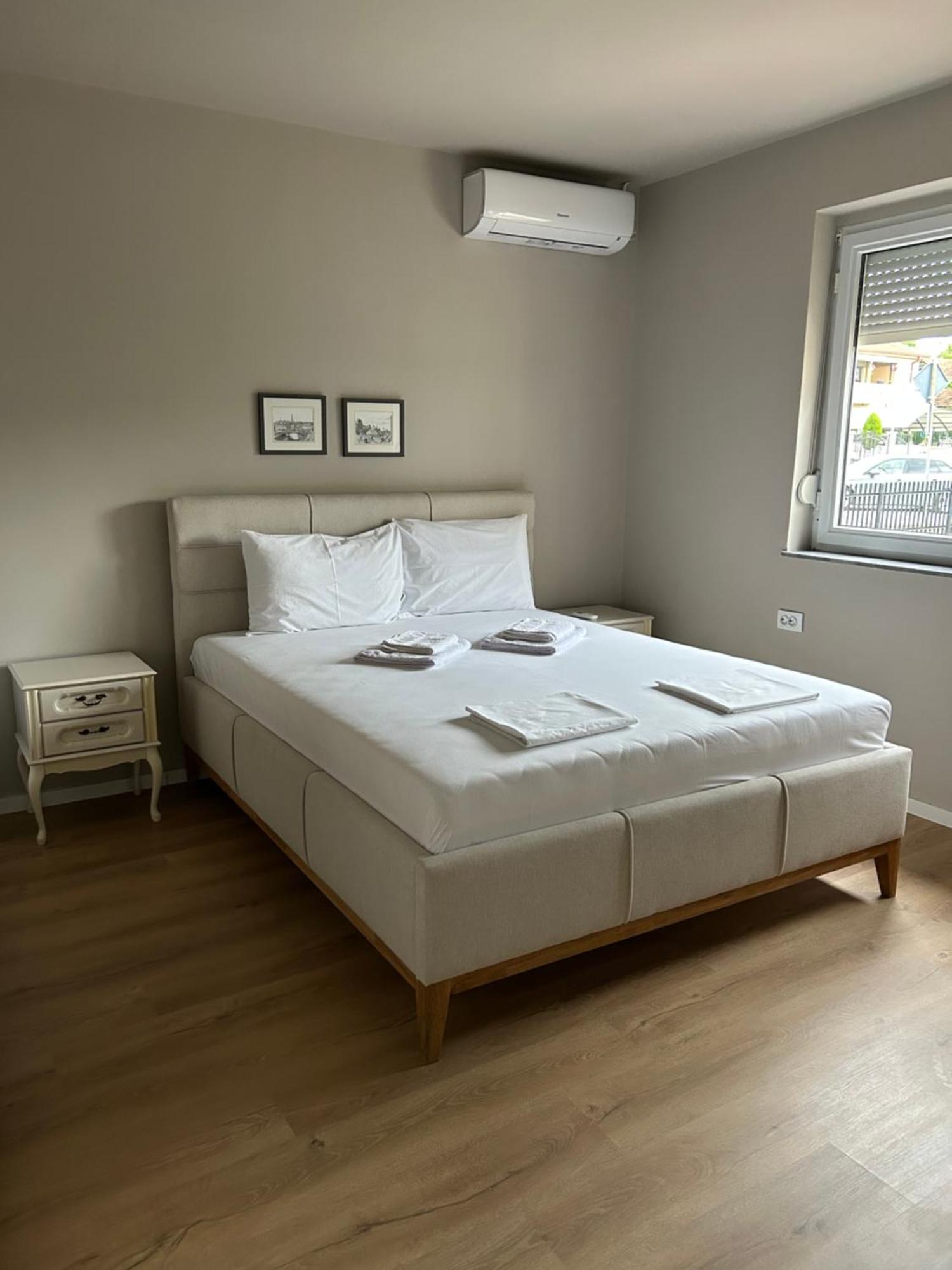 Villa Number 6 Скоп'є Екстер'єр фото